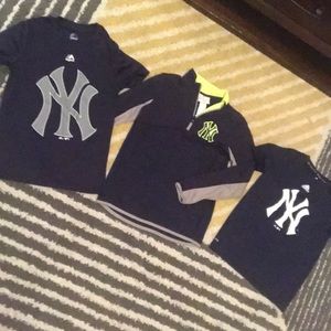 Yankees Boys Size 8 bundle - 3 like new top!